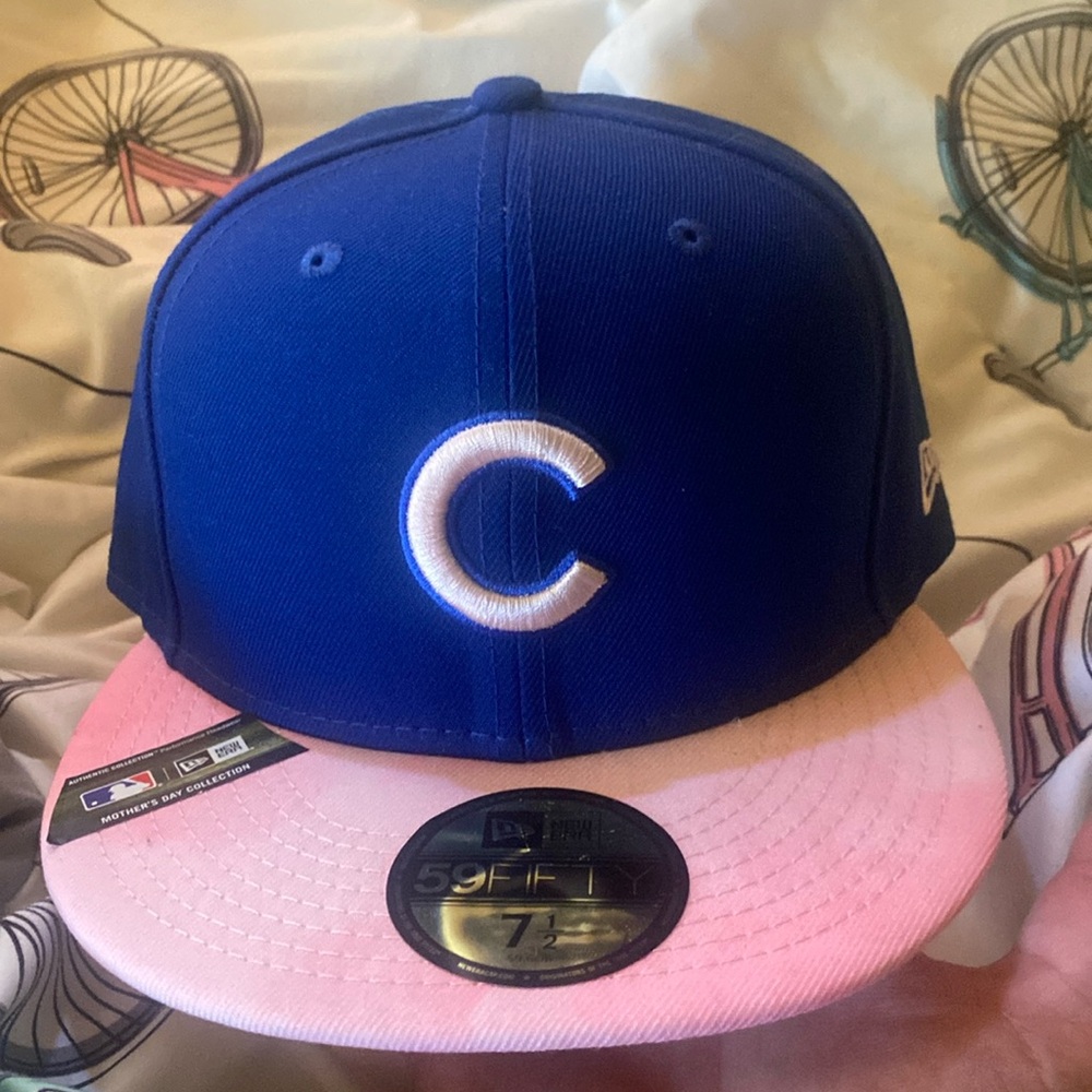 New Cubs Hat Size 71/2